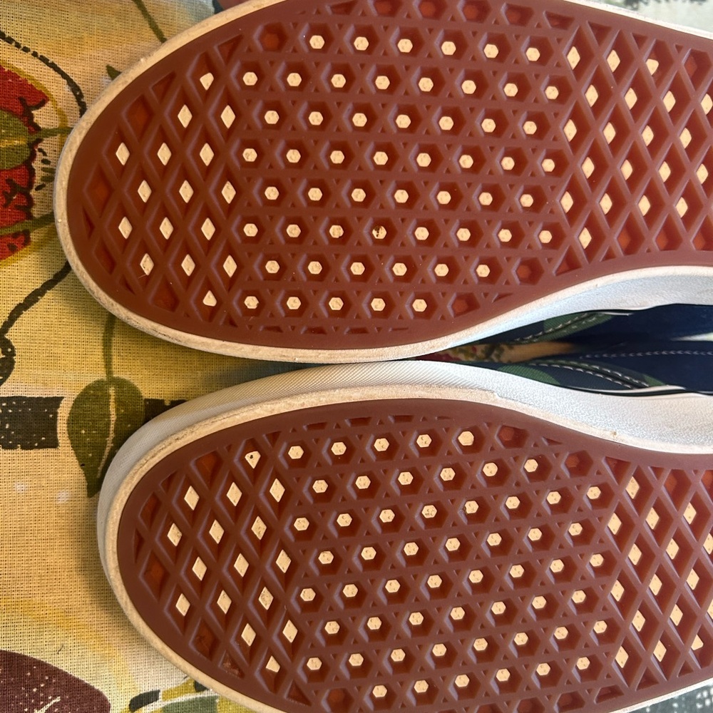 Vans Comfycush Slip, SZ 11 - Picture 7 of 8